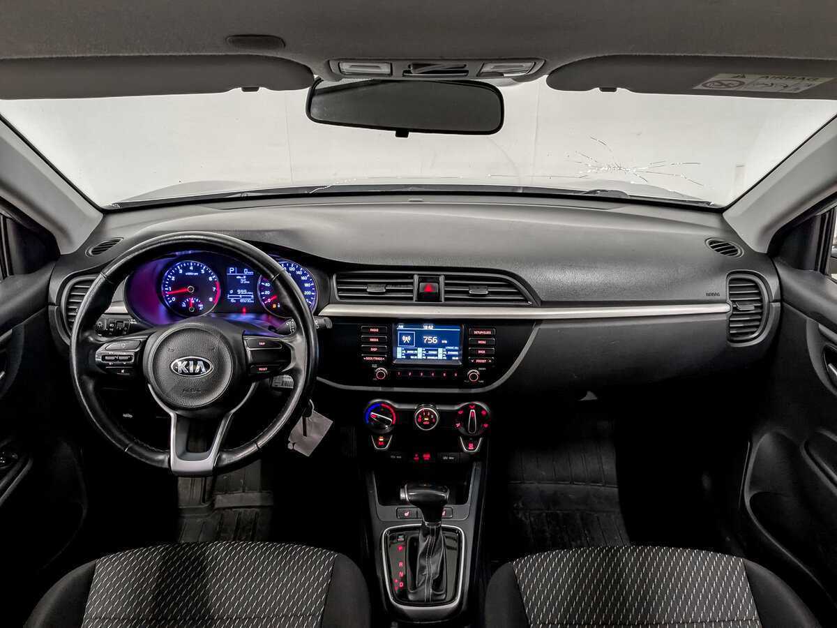 Kia Rio с пробегом — 2020 год. Фото: #13