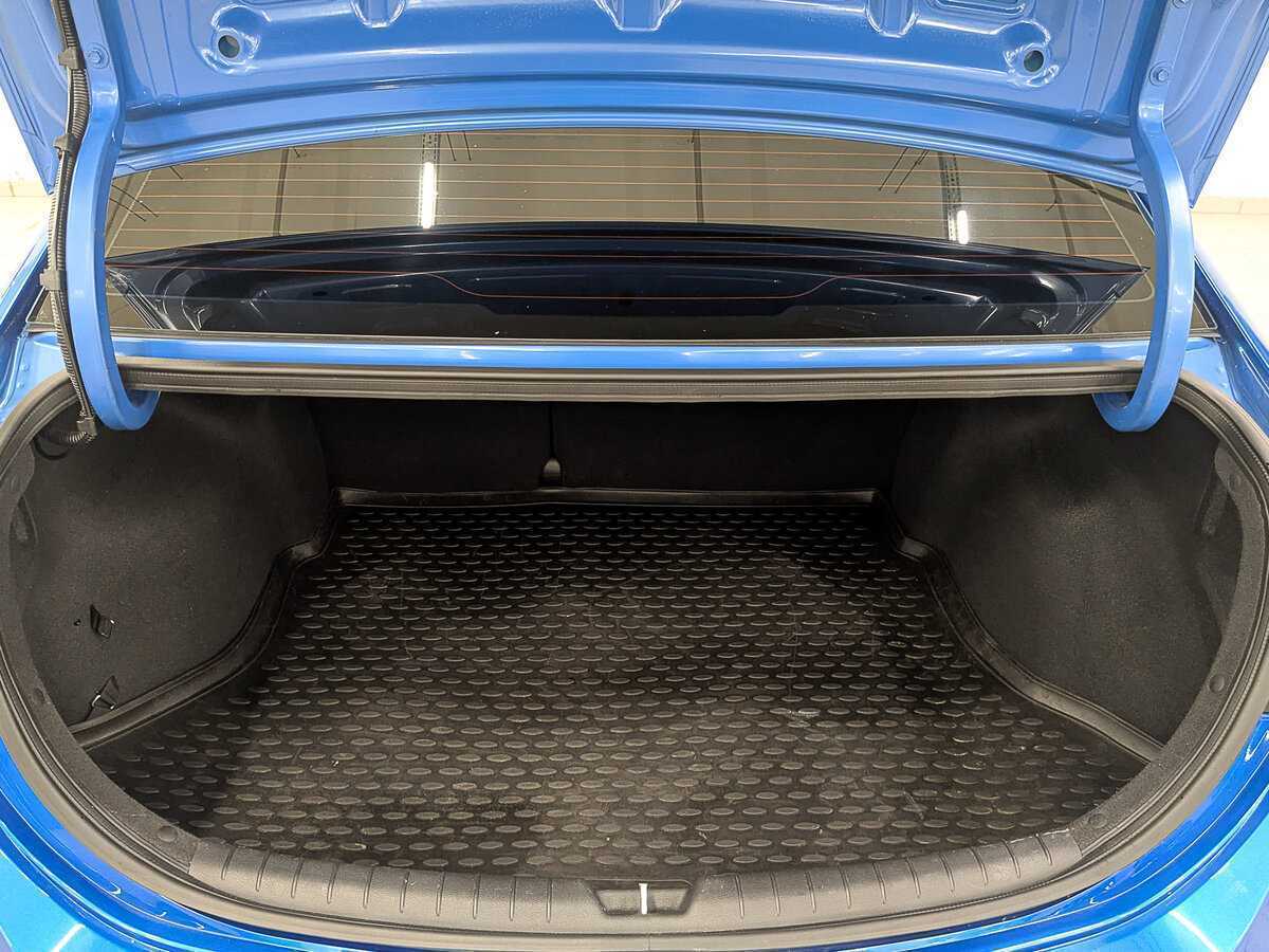 Hyundai Solaris с пробегом — 2020 год. Фото: #9