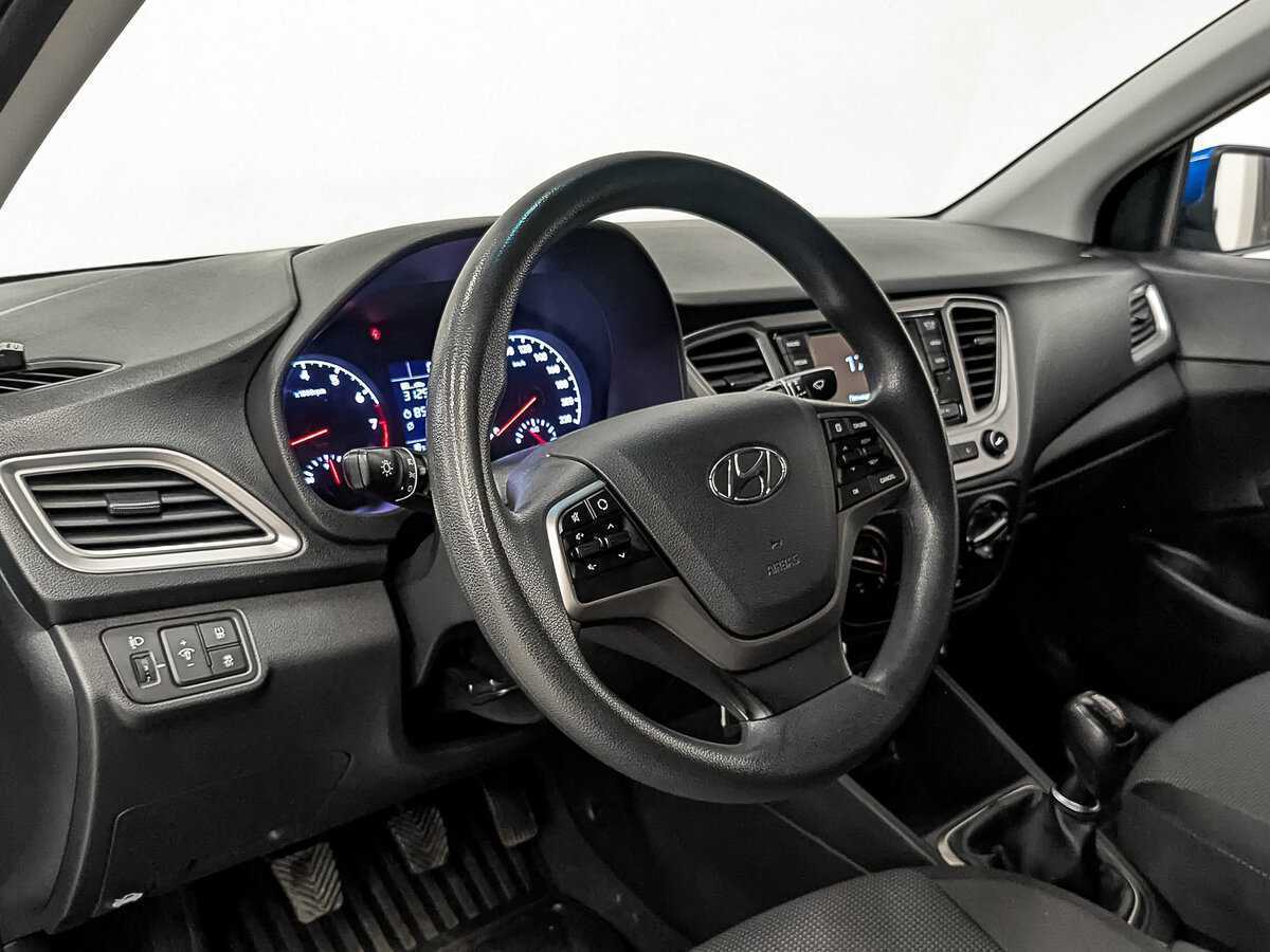 Hyundai Solaris с пробегом — 2020 год. Фото: #12