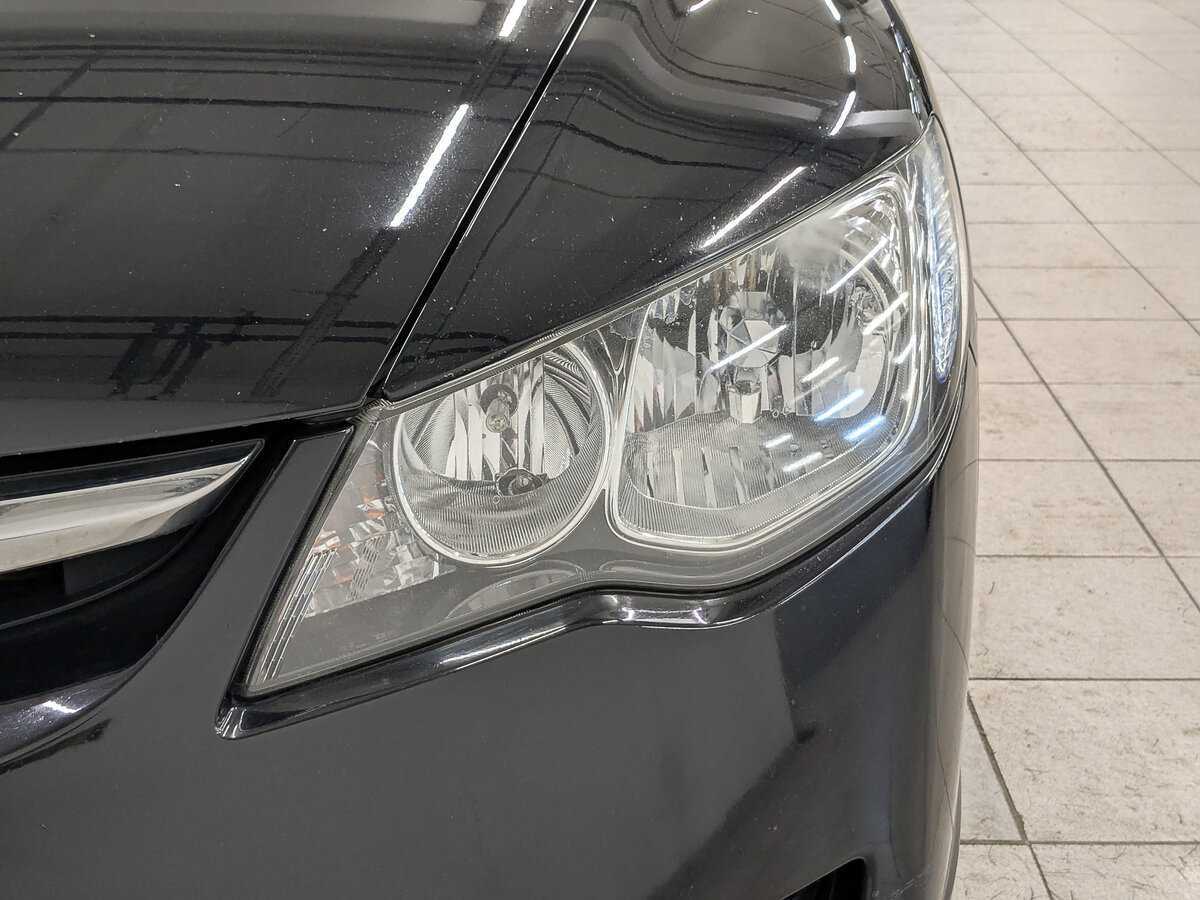 Honda Civic с пробегом — 2008 год. Фото: #10