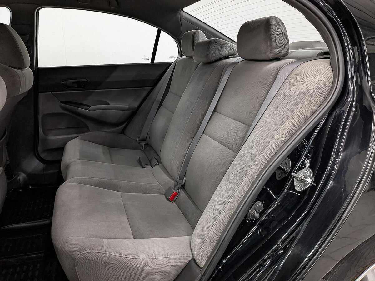 Honda Civic с пробегом — 2008 год. Фото: #17