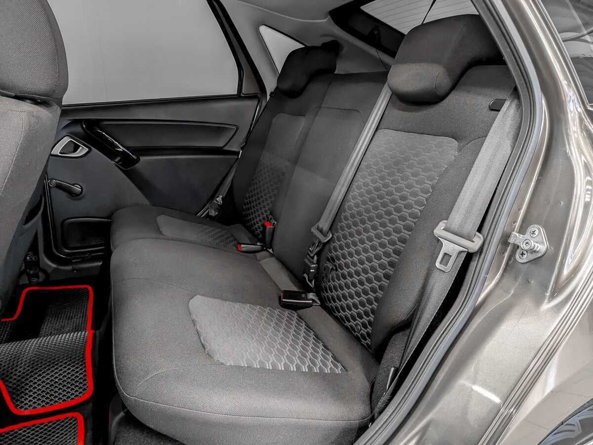 Lada (ВАЗ) Granta с пробегом — 2020 год. Фото: #11