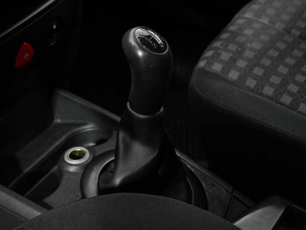 Renault Megane с пробегом — 2008 год. Фото: #10