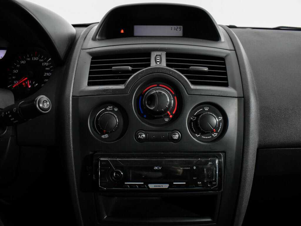 Renault Megane с пробегом — 2008 год. Фото: #15