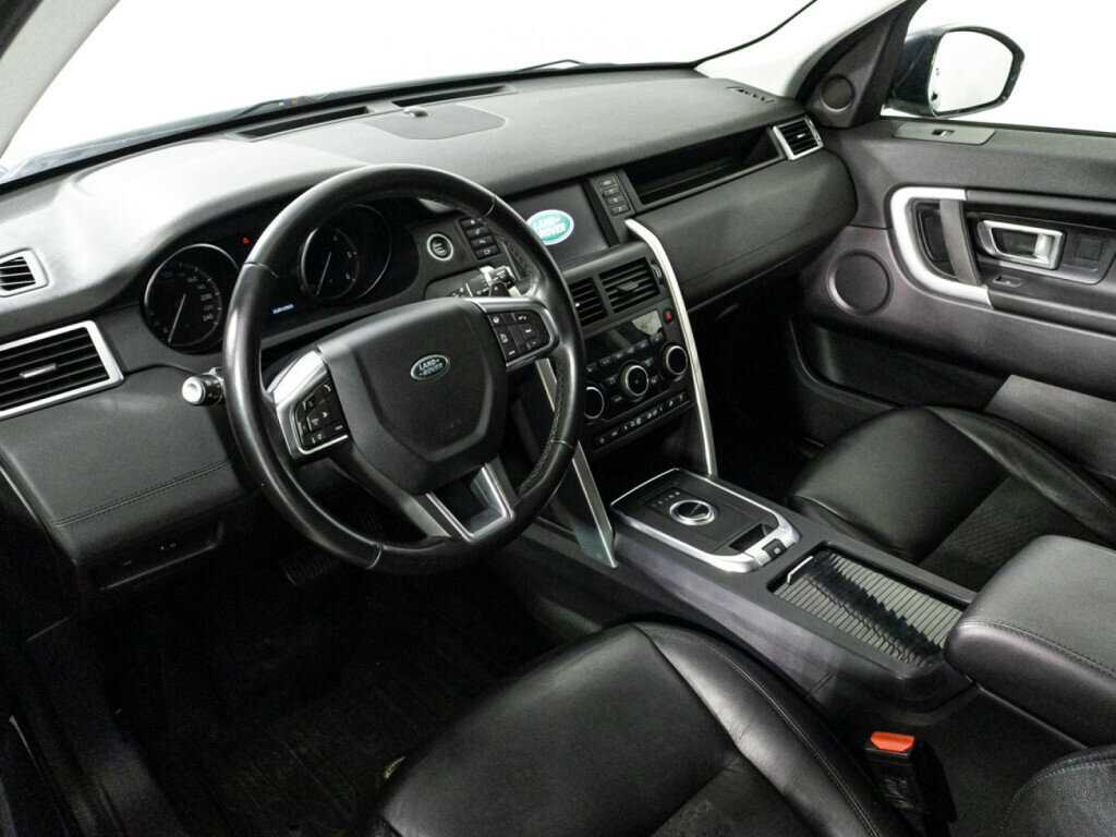 Land Rover Discovery Sport с пробегом — 2019 год. Фото: #10