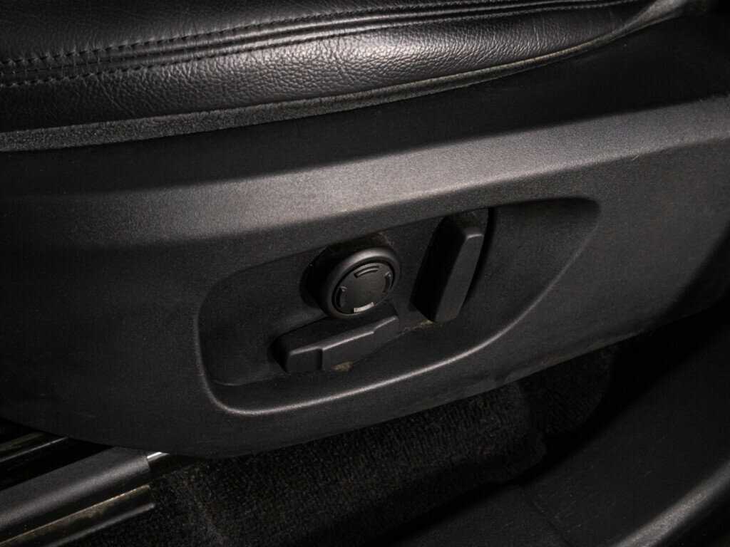 Land Rover Discovery Sport с пробегом — 2019 год. Фото: #16