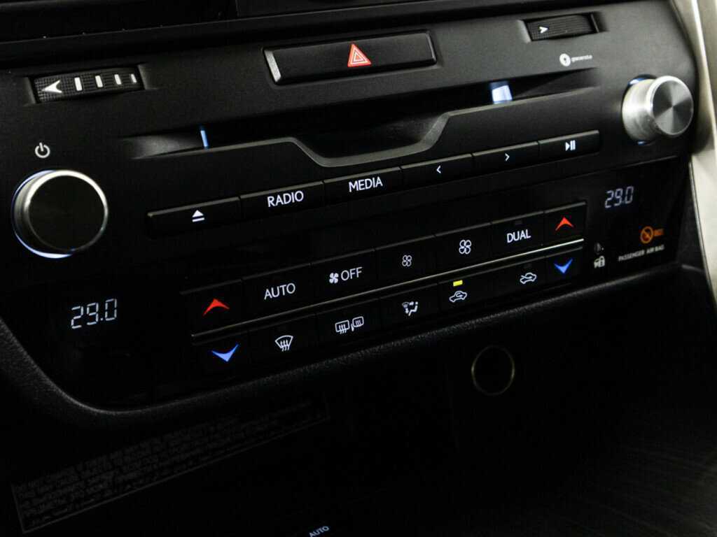 Lexus RX с пробегом — 2019 год. Фото: #18