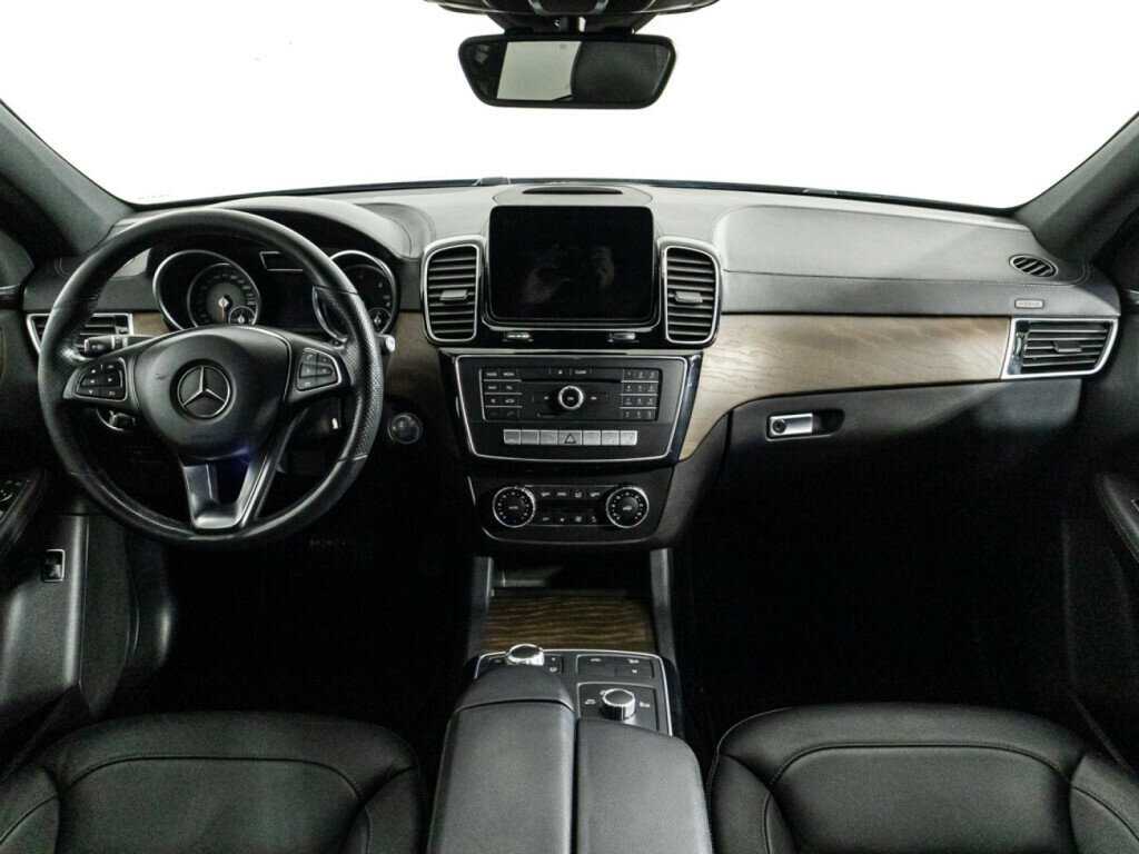 Mercedes-Benz GLE Coupe с пробегом — 2016 год. Фото: #12