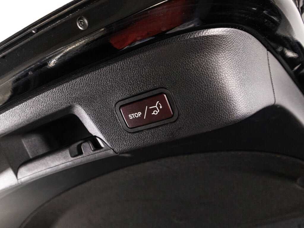 Mercedes-Benz GLE Coupe с пробегом — 2016 год. Фото: #15