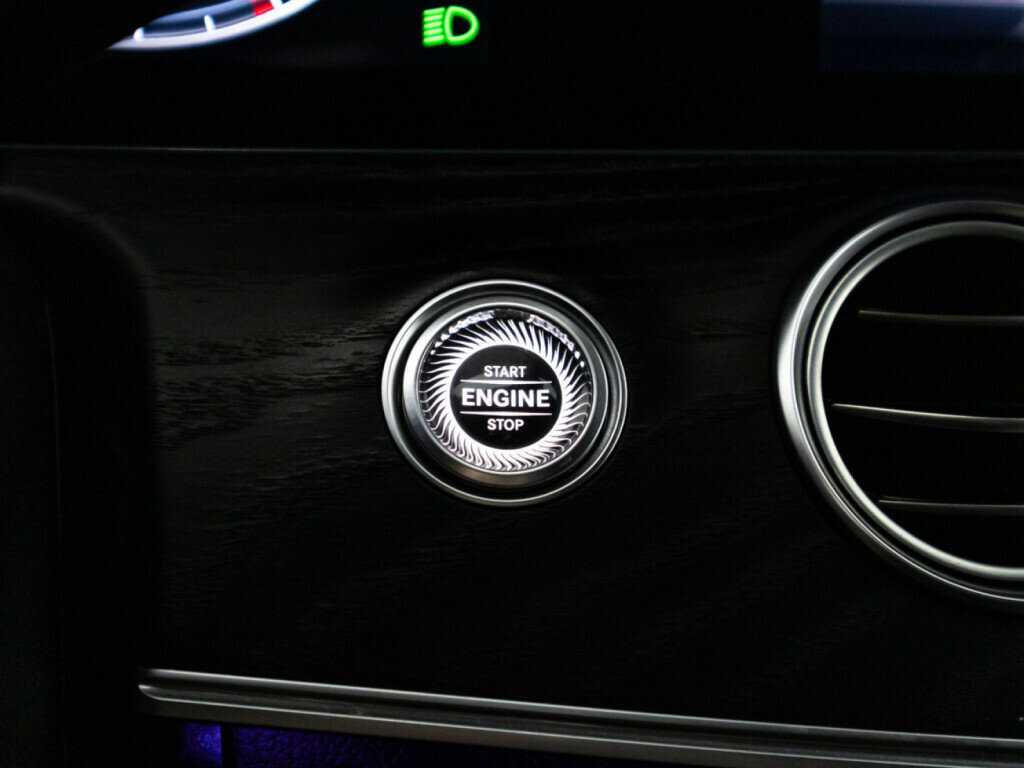 Mercedes-Benz E-Класс с пробегом — 2018 год. Фото: #21