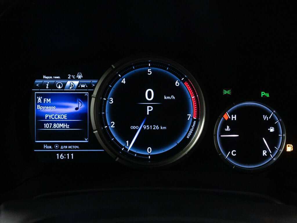 Lexus RX с пробегом — 2017 год. Фото: #9