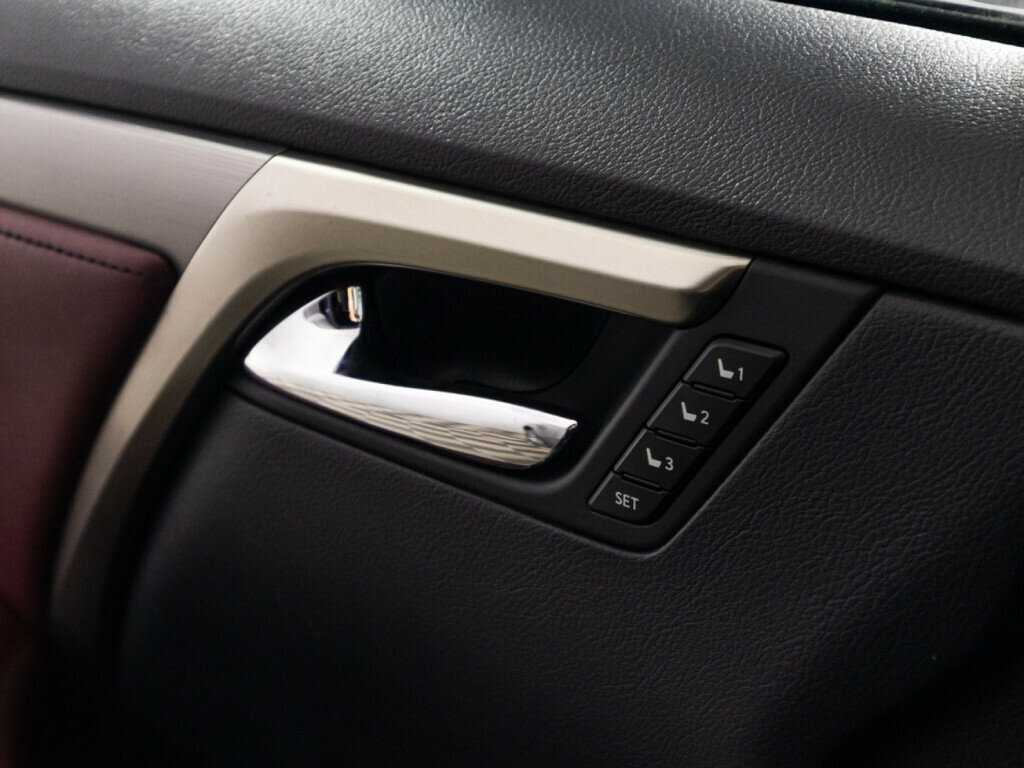 Lexus RX с пробегом — 2017 год. Фото: #20