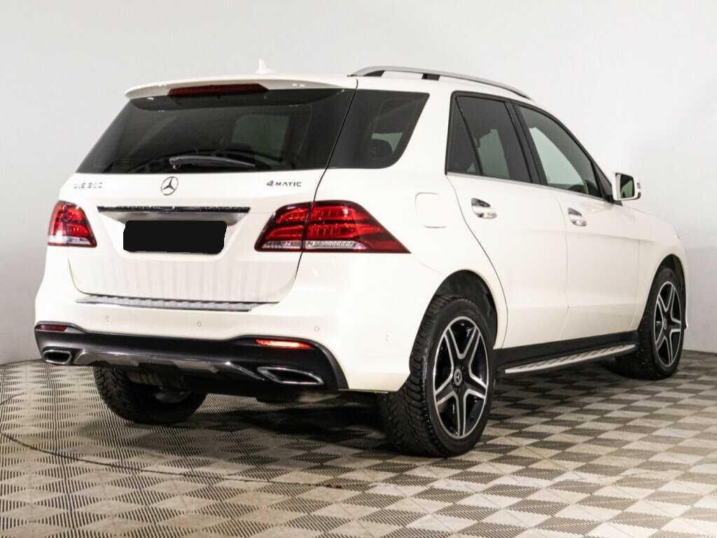 Mercedes-Benz GLE с пробегом — 2015 год. Фото: #4