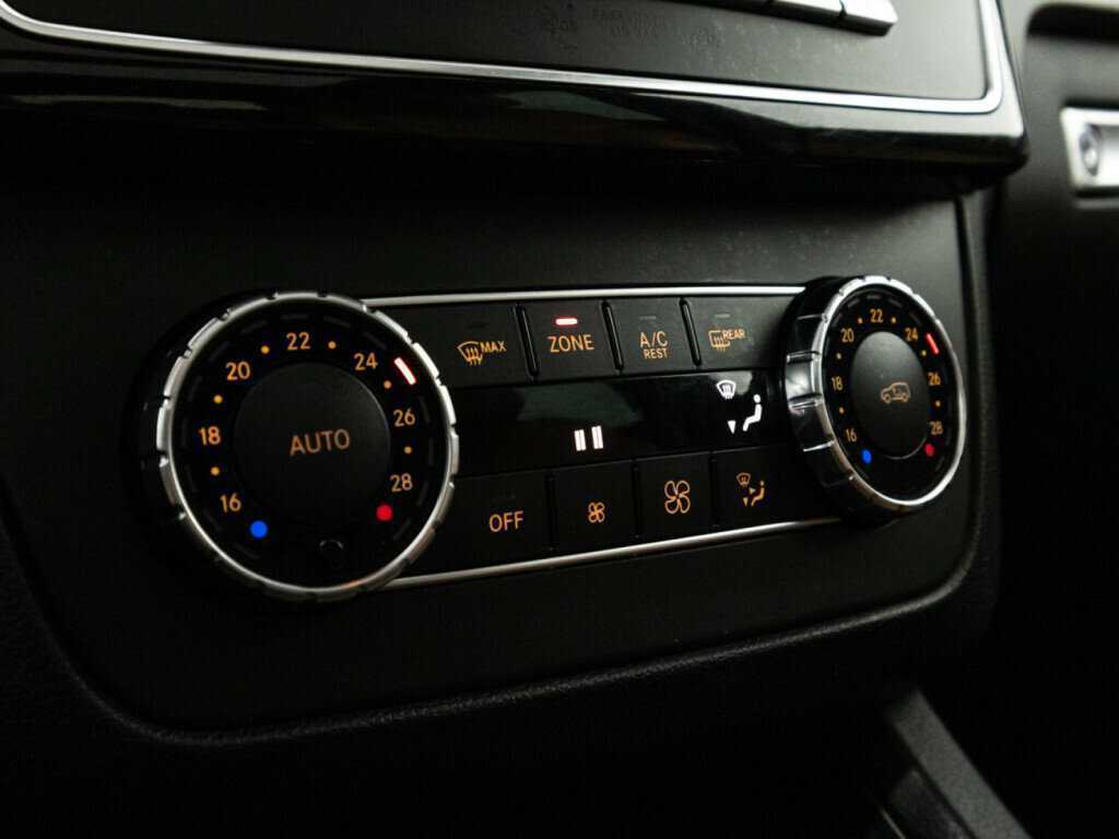 Mercedes-Benz GLE с пробегом — 2015 год. Фото: #18