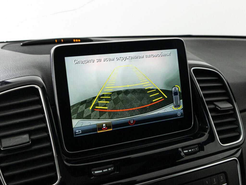 Mercedes-Benz GLE с пробегом — 2015 год. Фото: #20