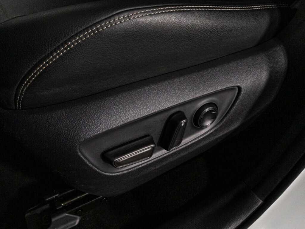 Toyota RAV4 с пробегом — 2022 год. Фото: #15