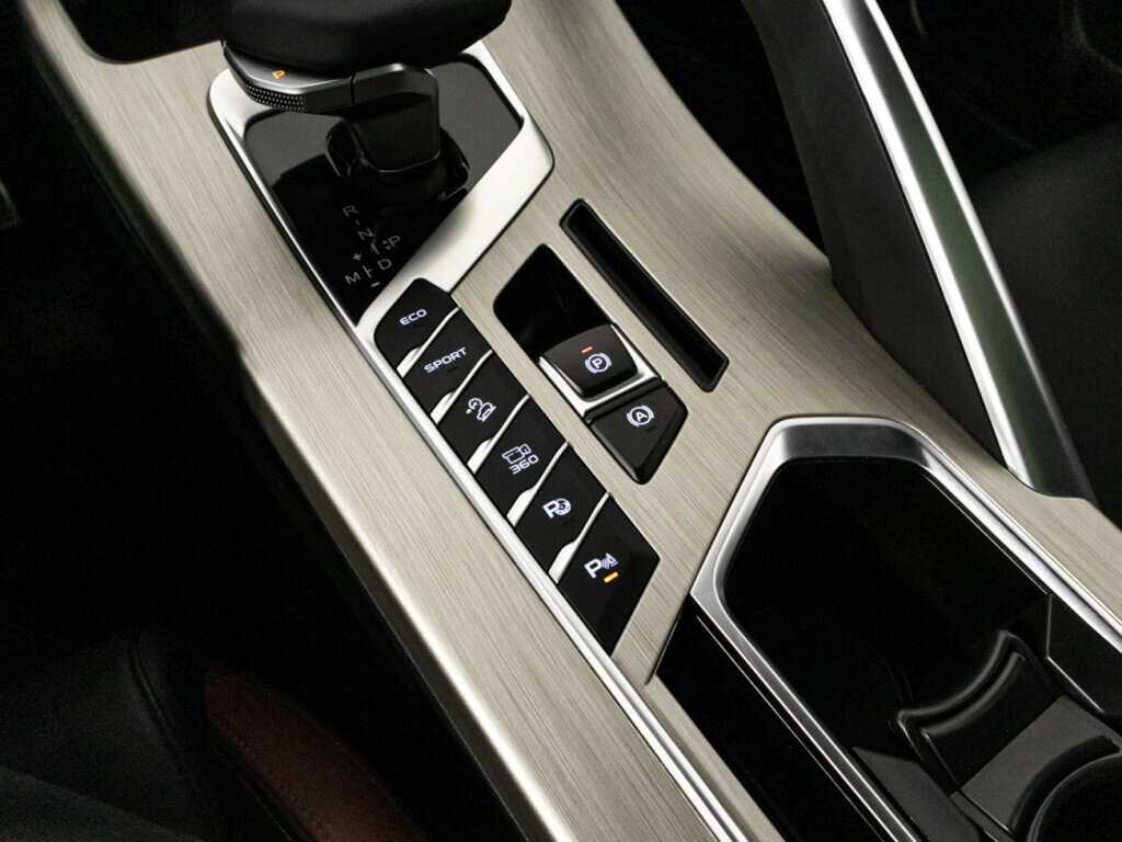 Geely Coolray с пробегом — 2023 год. Фото: #18