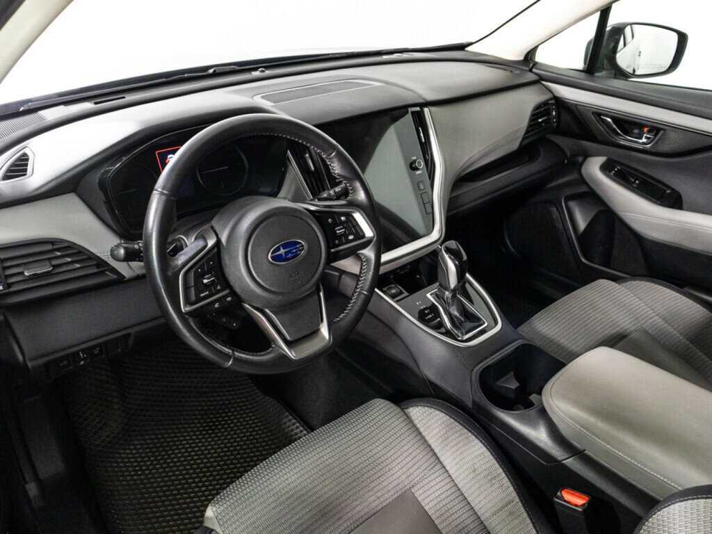 Subaru Outback с пробегом — 2021 год. Фото: #9
