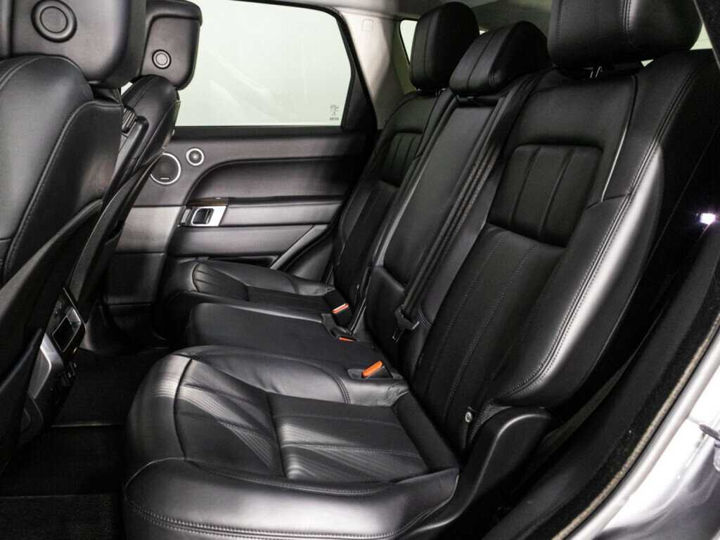 Land Rover Range Rover Sport с пробегом — 2018 год. Фото: #9