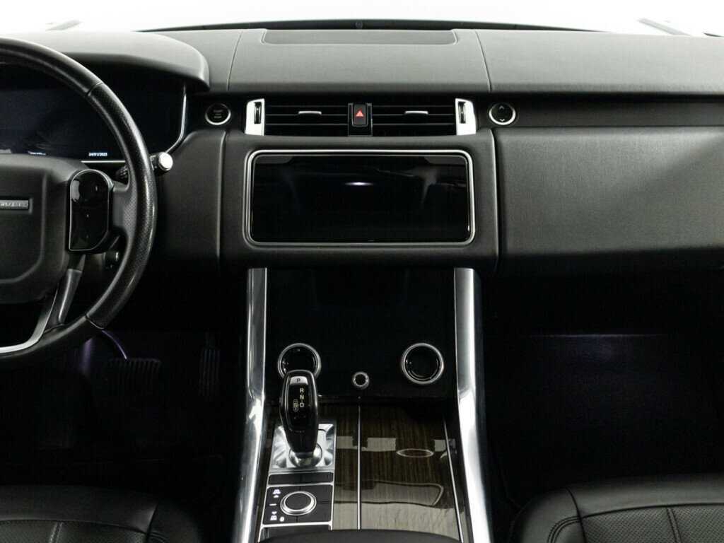 Land Rover Range Rover Sport с пробегом — 2018 год. Фото: #13