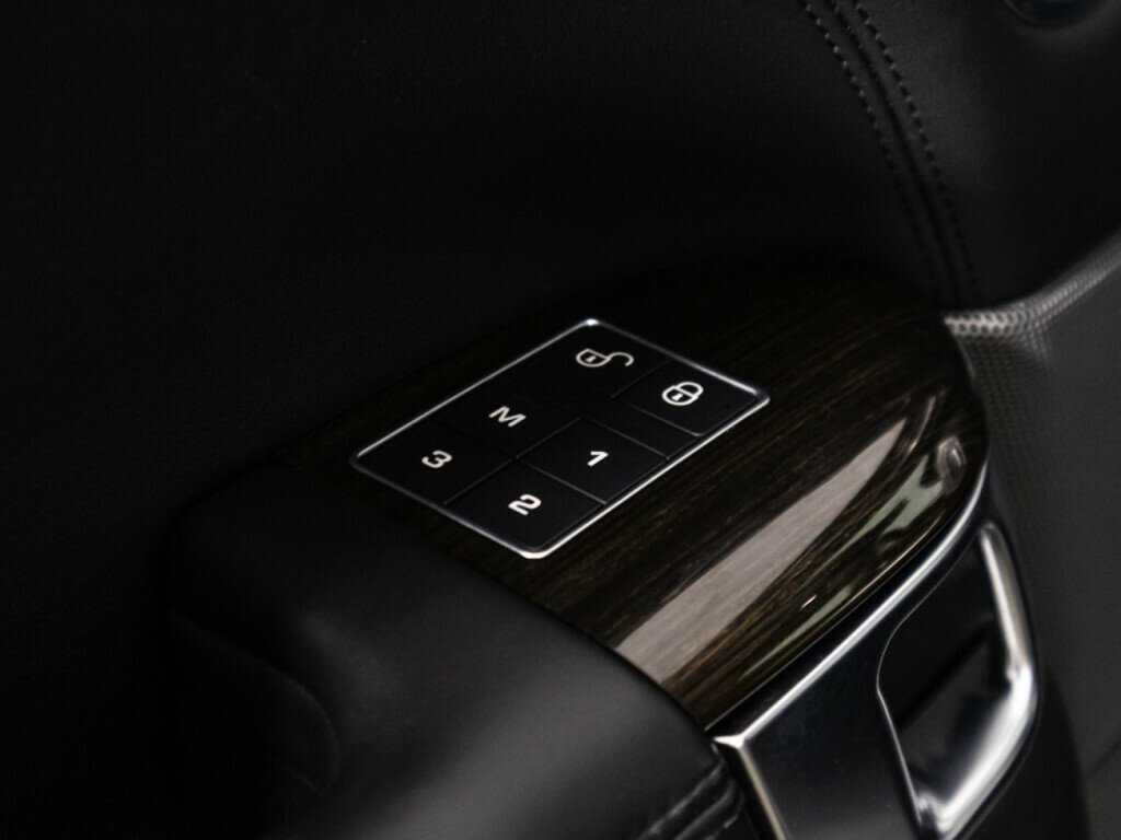 Land Rover Range Rover Sport с пробегом — 2018 год. Фото: #18