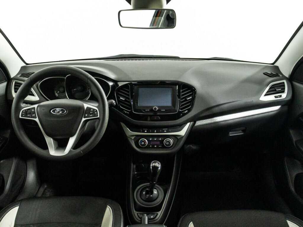 Lada (ВАЗ) Vesta с пробегом — 2018 год. Фото: #12