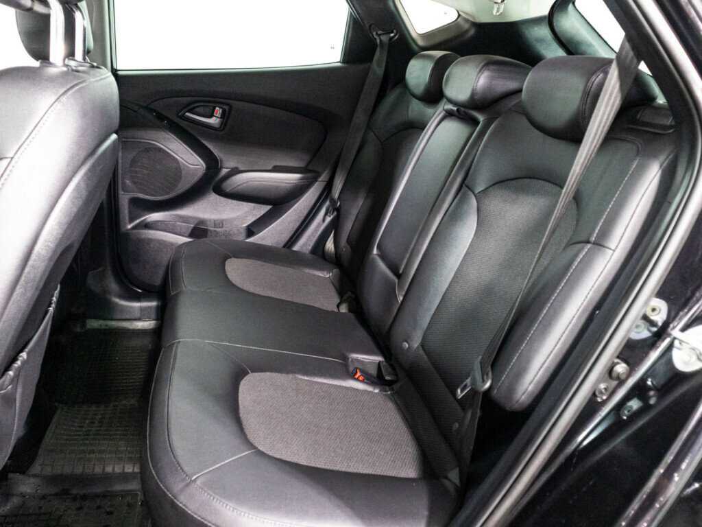 Hyundai ix35 с пробегом — 2015 год. Фото: #9