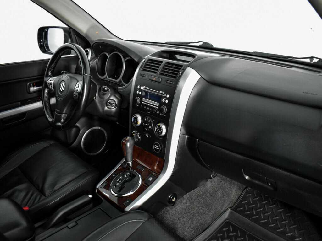 Suzuki Grand Vitara с пробегом — 2008 год. Фото: #7