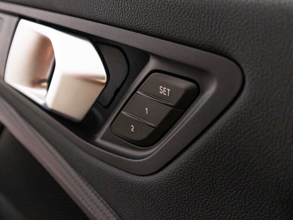 BMW 2 серии с пробегом — 2023 год. Фото: #20