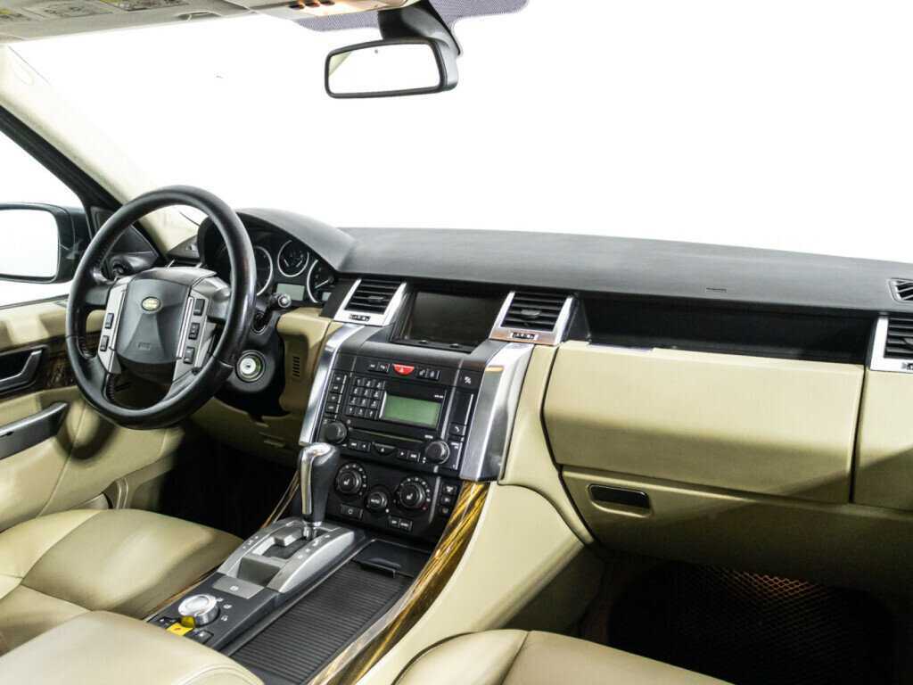 Land Rover Range Rover Sport с пробегом — 2008 год. Фото: #8