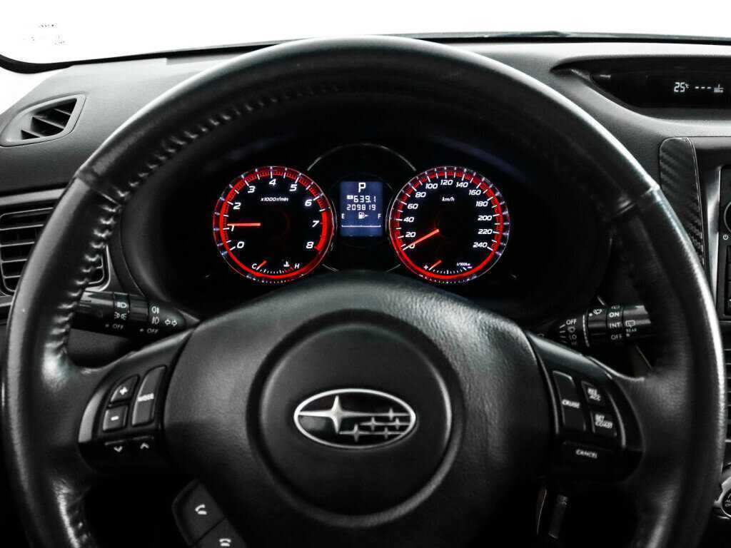 Subaru Forester с пробегом — 2011 год. Фото: #16