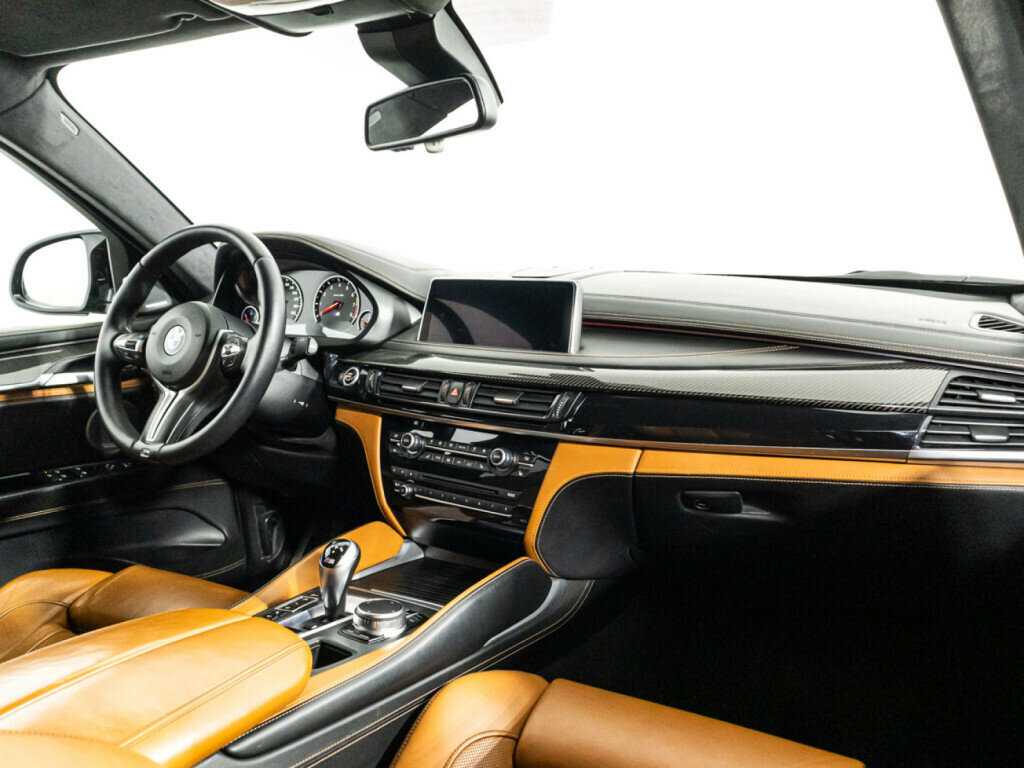 BMW X6 M с пробегом — 2015 год. Фото: #8