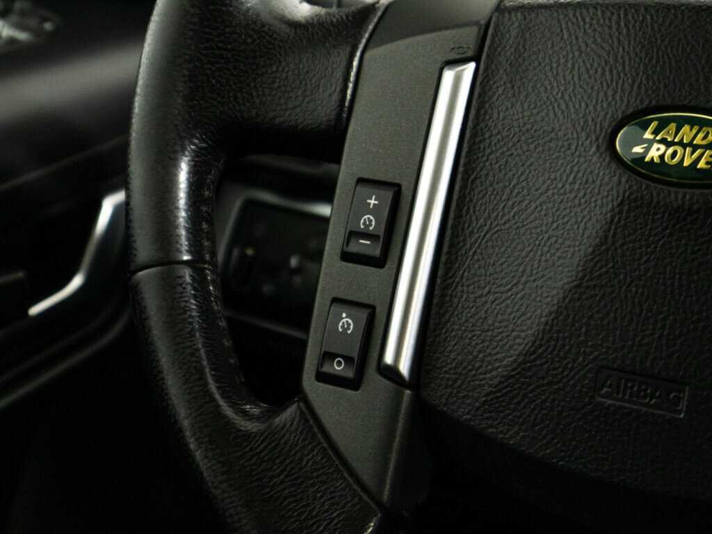 Land Rover Freelander с пробегом — 2007 год. Фото: #17