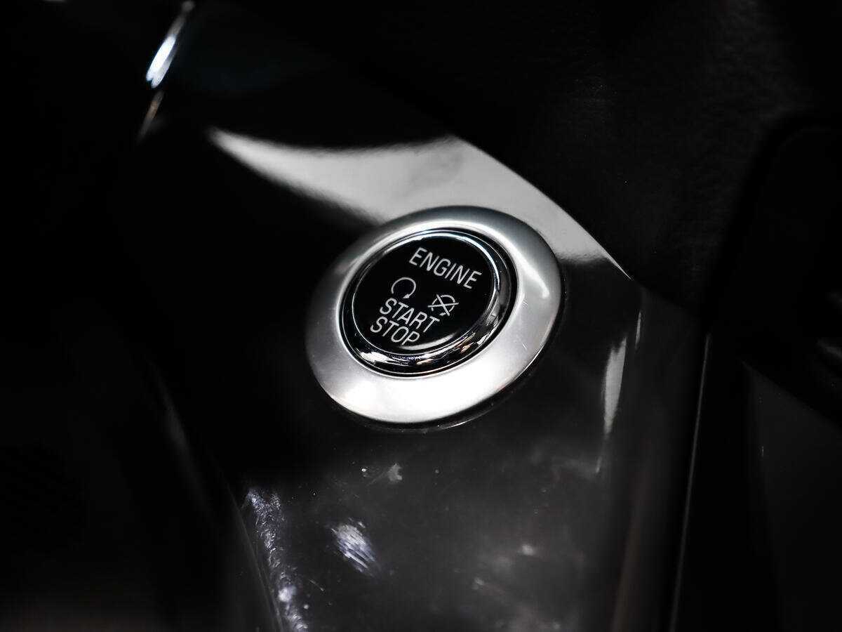 Ford Kuga с пробегом — 2014 год. Фото: #10