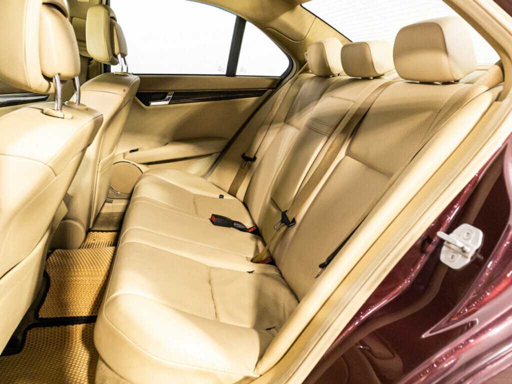 Mercedes-Benz C-Класс с пробегом — 2008 год. Фото: #9