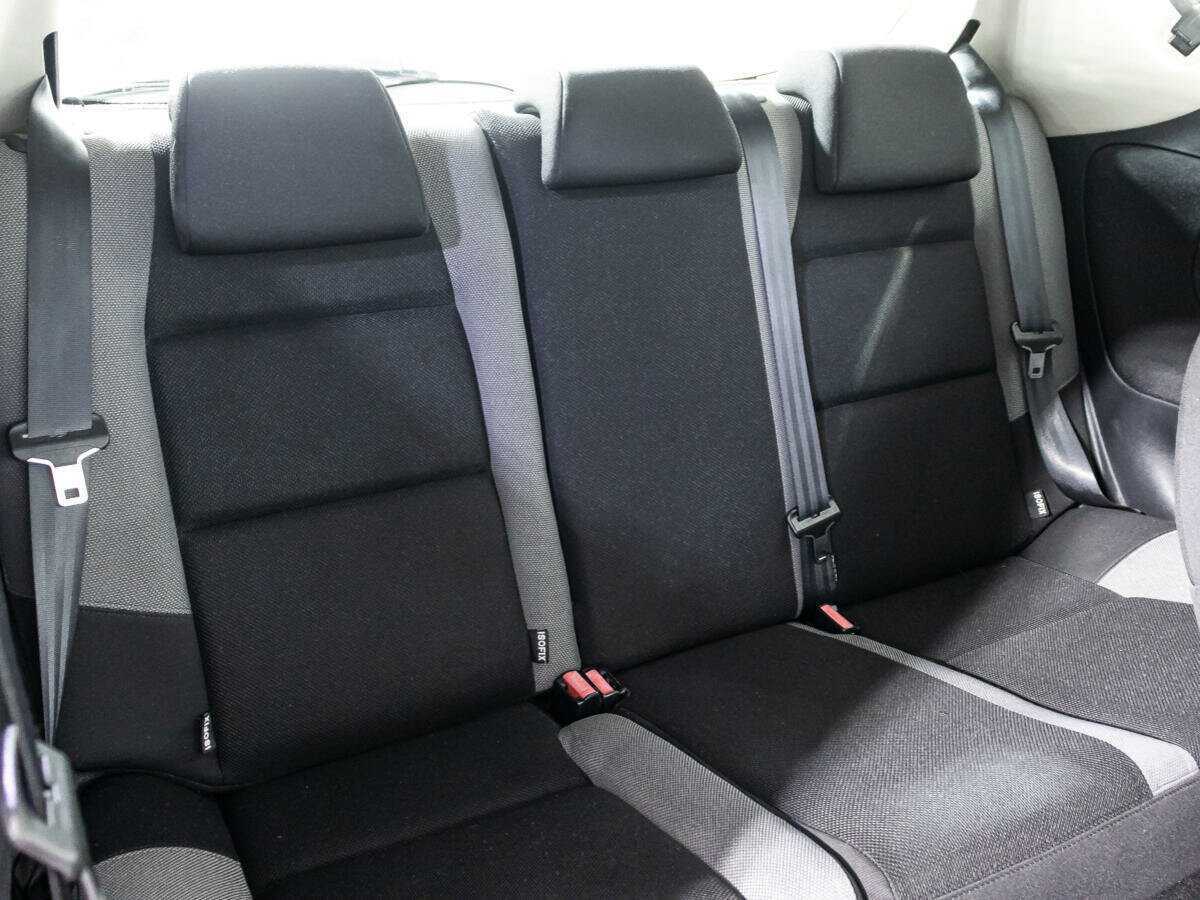 Peugeot 207 с пробегом — 2008 год. Фото: #9