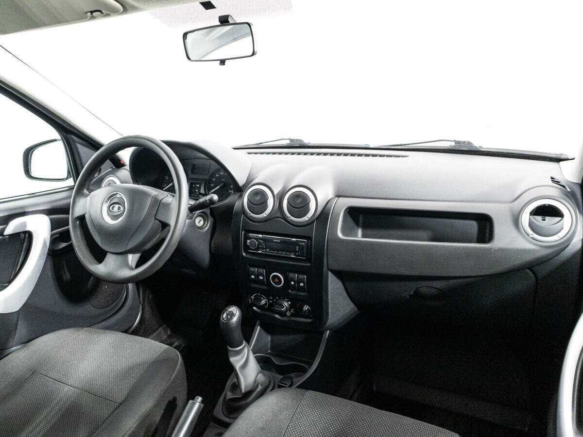 Lada (ВАЗ) Largus с пробегом — 2016 год. Фото: #8