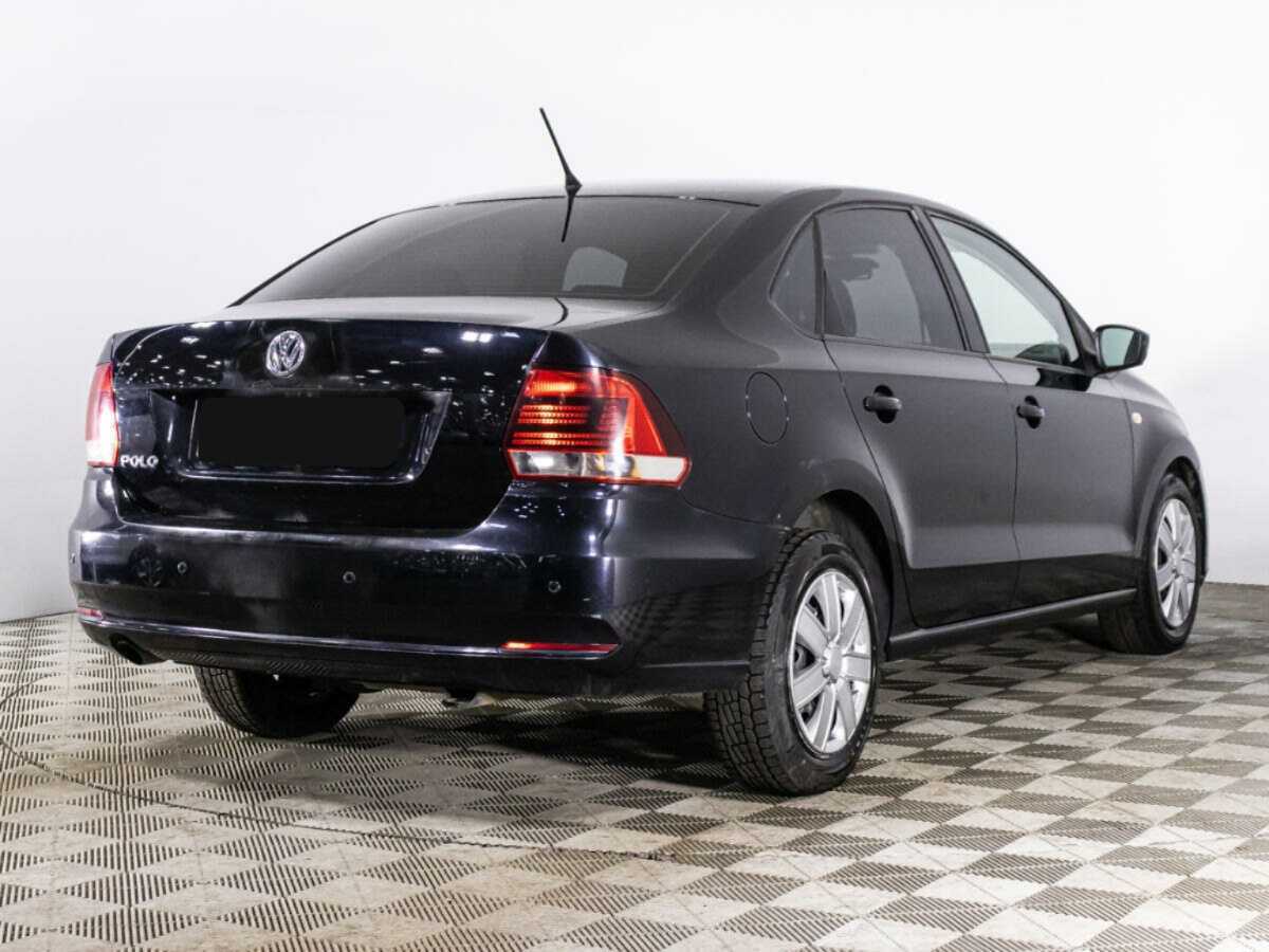 Volkswagen Polo с пробегом — 2016 год. Фото: #4