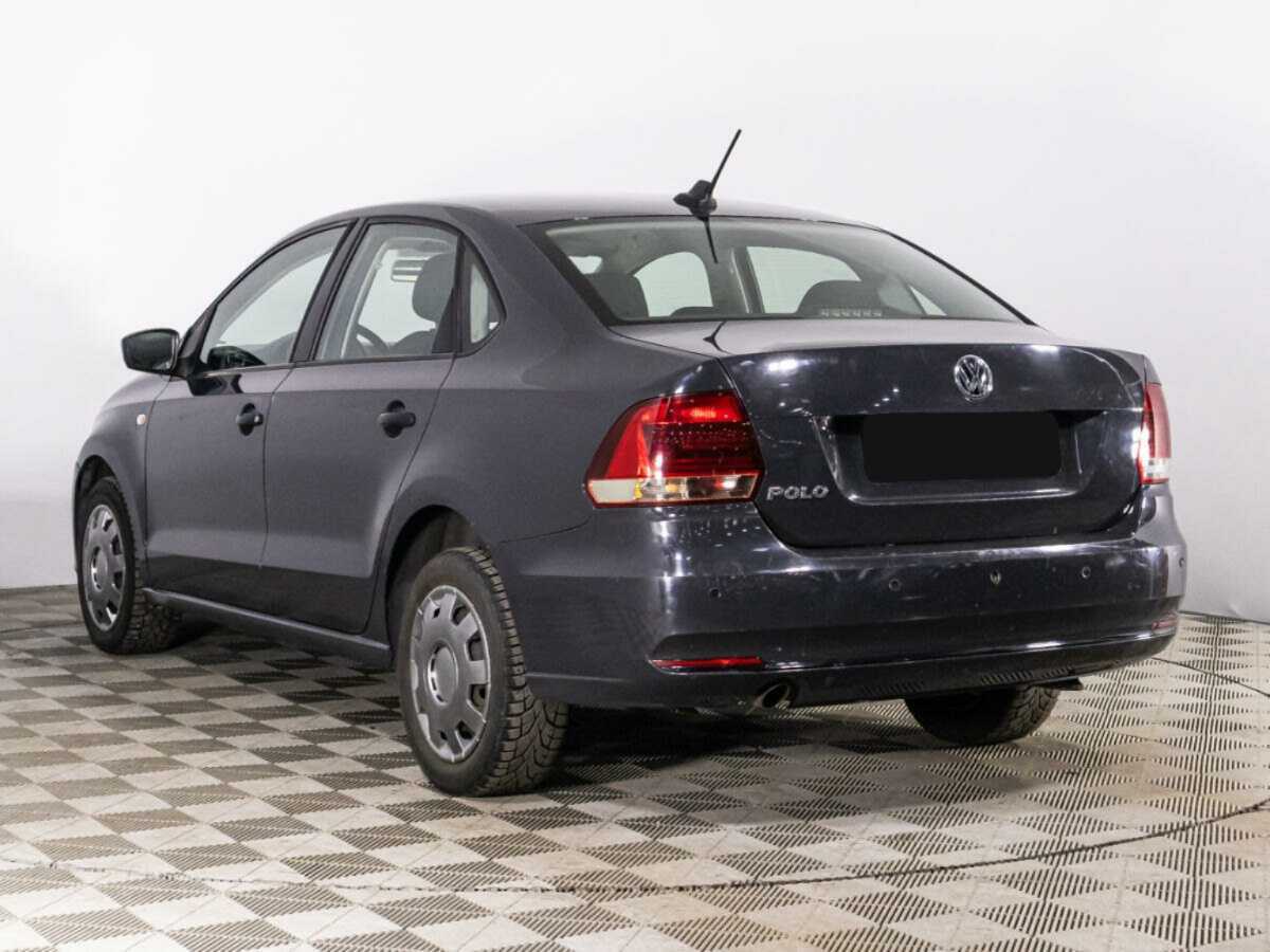Volkswagen Polo с пробегом — 2017 год. Фото: #6