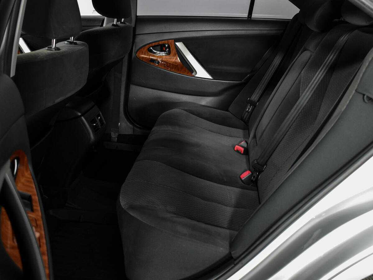 Toyota Camry с пробегом — 2008 год. Фото: #8