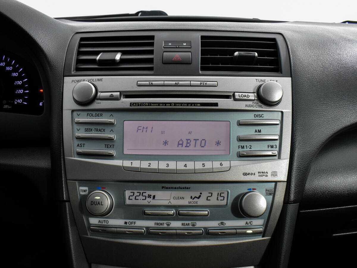 Toyota Camry с пробегом — 2008 год. Фото: #11