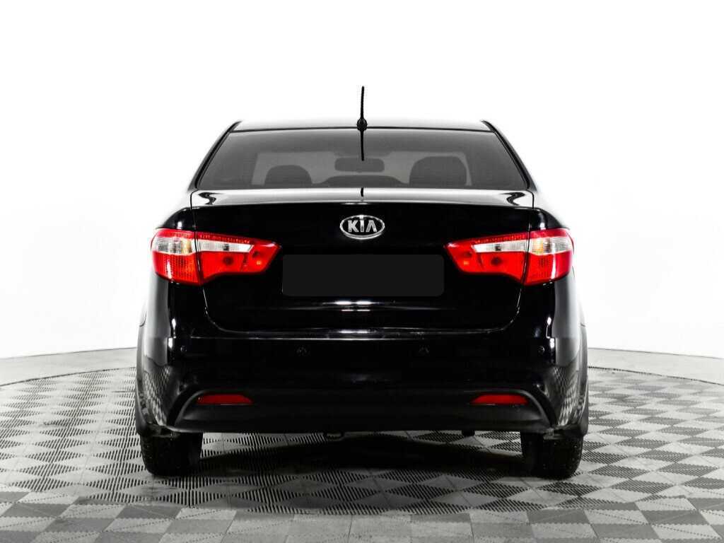Kia Rio с пробегом — 2014 год. Фото: #5