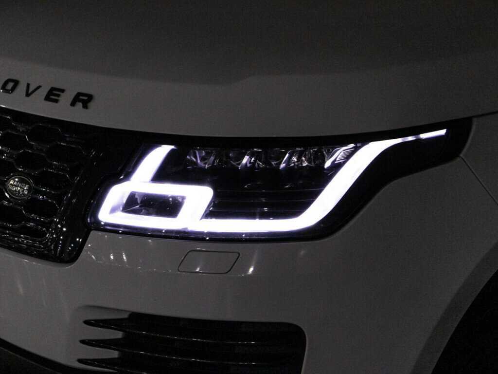 Land Rover Range Rover с пробегом — 2016 год. Фото: #31