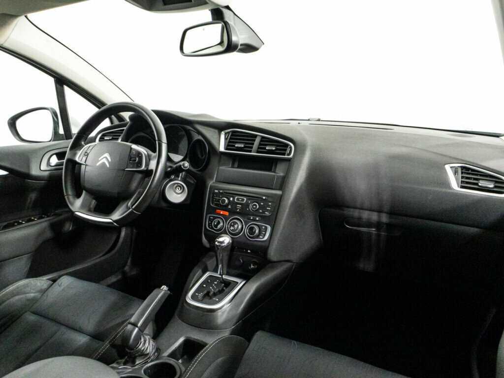 Citroen C4 с пробегом — 2012 год. Фото: #8