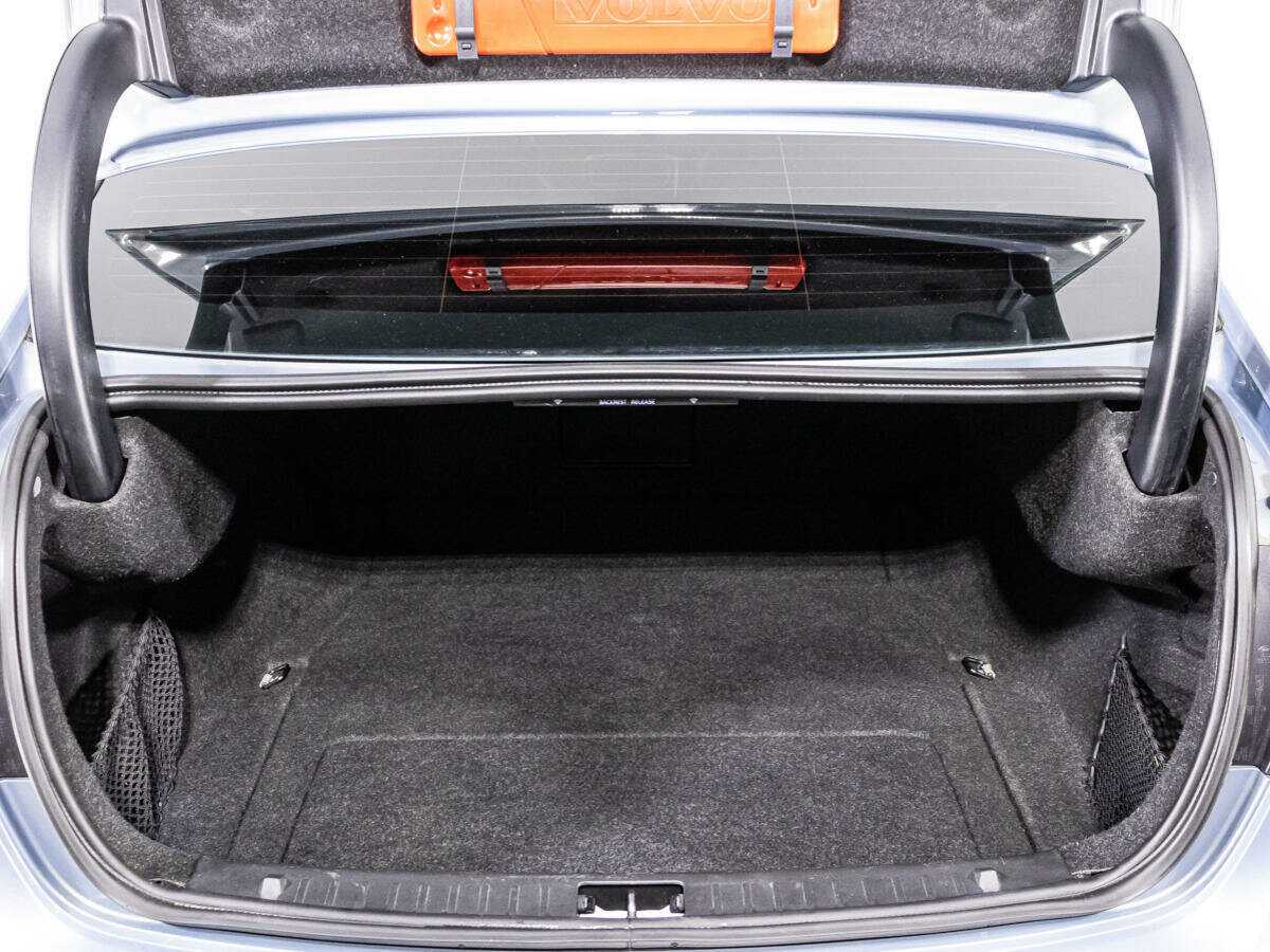 Volvo S60 с пробегом — 2011 год. Фото: #14