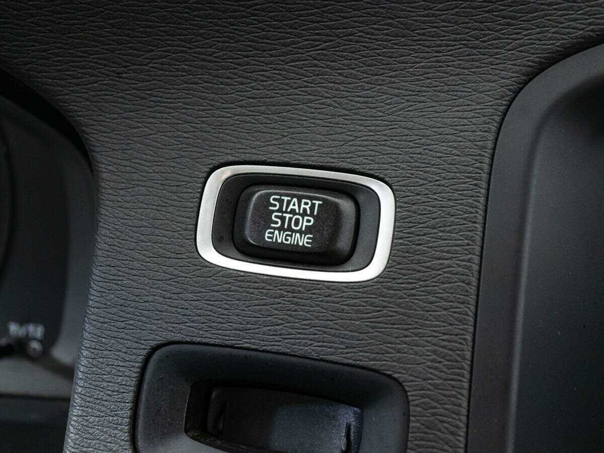 Volvo S60 с пробегом — 2011 год. Фото: #17