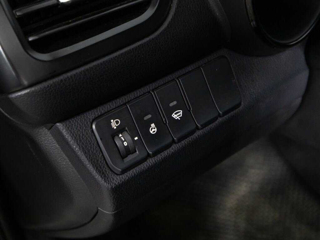 Kia Rio с пробегом — 2013 год. Фото: #14