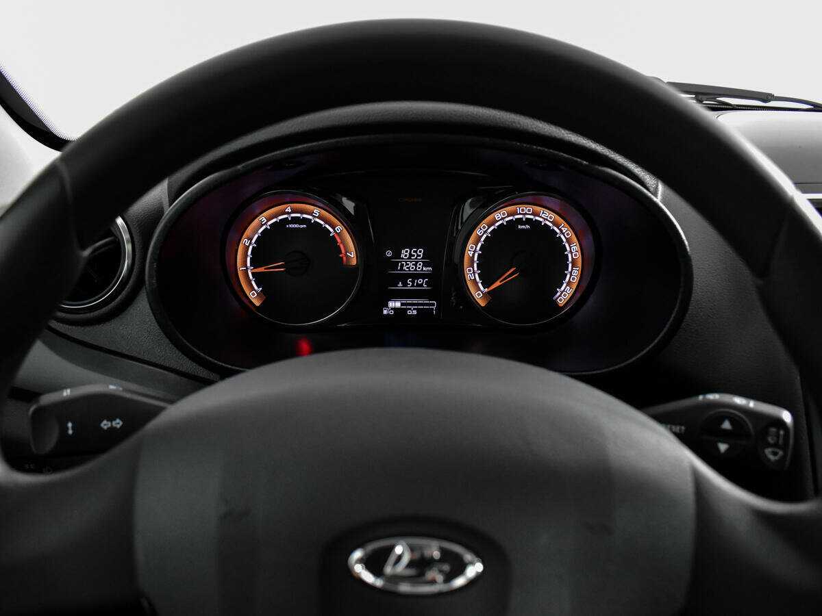 Lada (ВАЗ) Granta с пробегом — 2023 год. Фото: #12