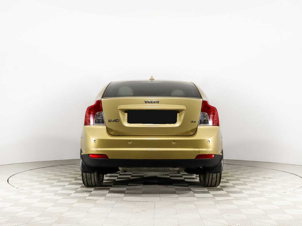 Volvo S40 с пробегом — 2007 год. Фото: #5