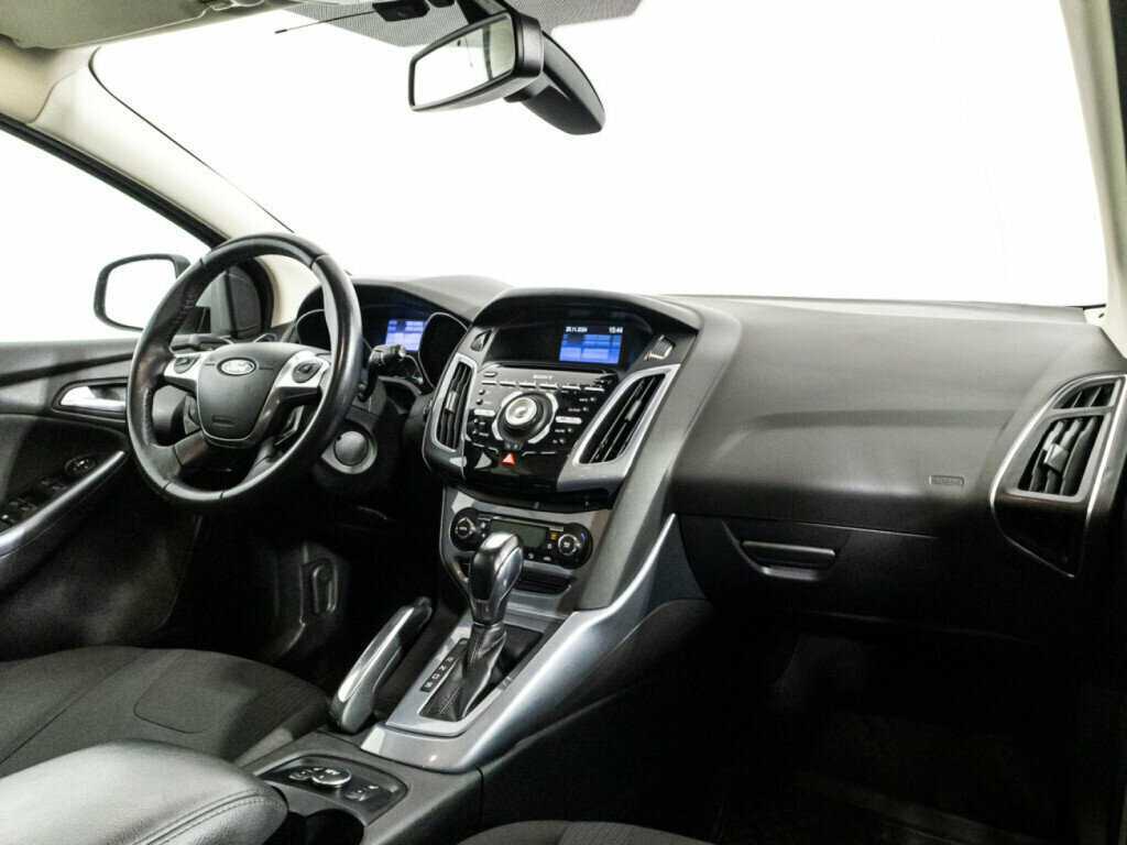 Ford Focus с пробегом — 2011 год. Фото: #8